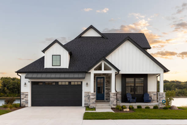Best Emergency Roof Repair Services  in Stuarts Draft, VA